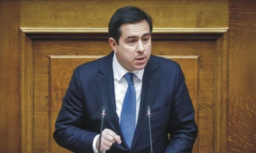 Βουλή: Διαψεύδει ο Ν. Μηταράκης περιστατικά «εξαφάνισης προσφύγων» - «Υπάρχει οργανωμένη προπαγάνδα εναντίον της χώρας μας»